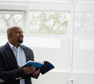 يلاستيب: وجهتك الأولى للدخول بمجال التعليم الإلكتروني